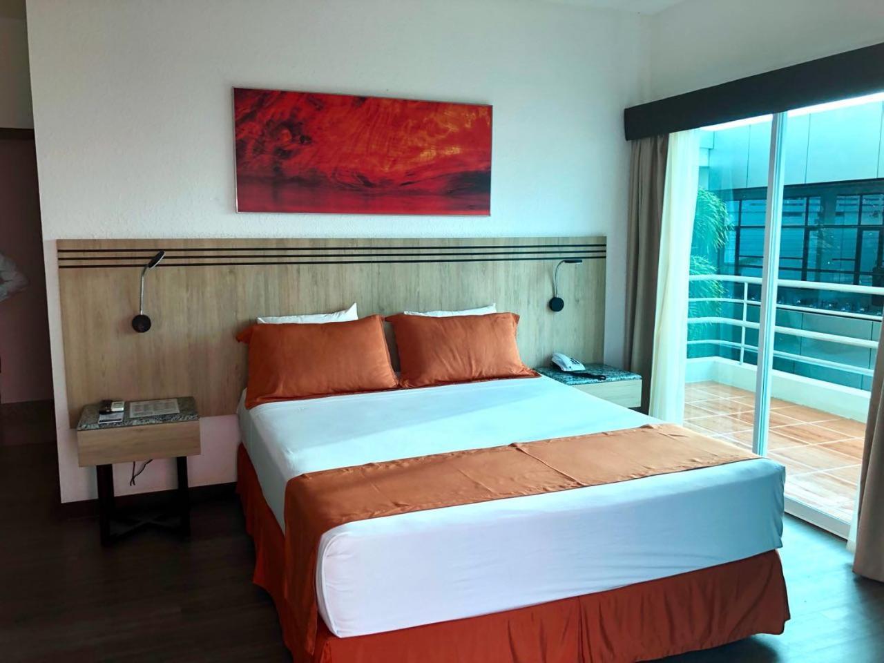 Hotel Mar Azul Manta Kültér fotó